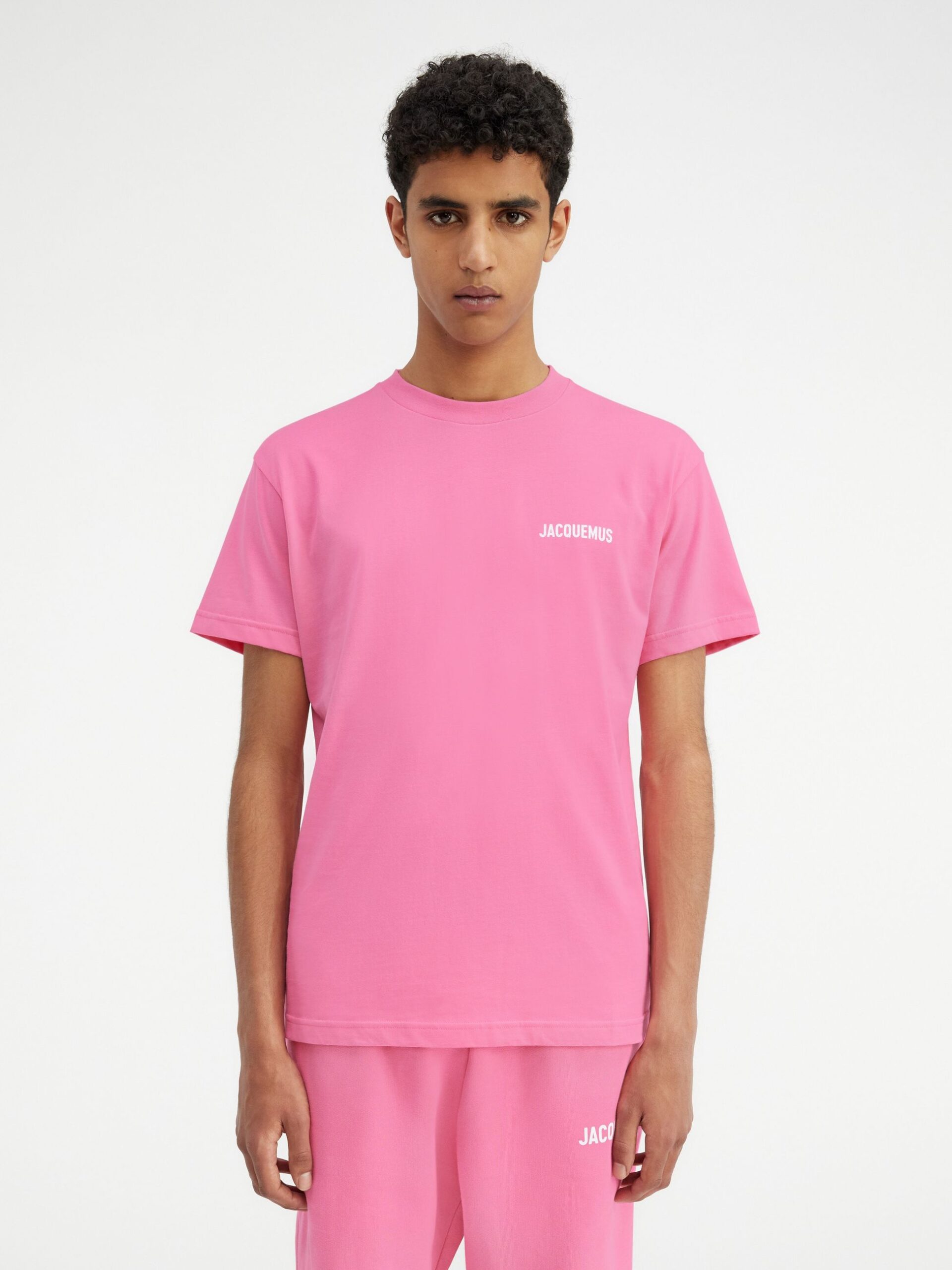 msj_SX4Zj2rbq2r0Uo18JACQUEMUS%20PINK.jpg